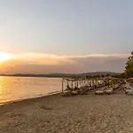 Ergon House Курортный комплекс 5*