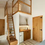 Complex Ergon House