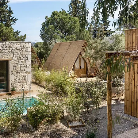 Курортный комплекс Ergon House