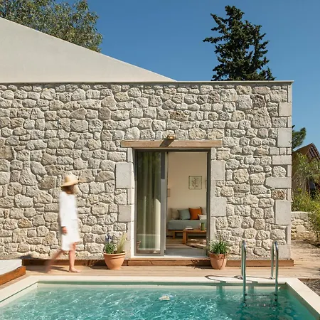 Ergon House Курортный комплекс