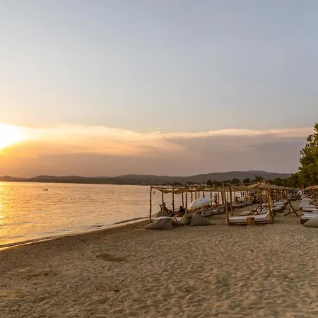 Ergon House Курортный комплекс 5*