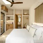 Ergon House نيكيتي